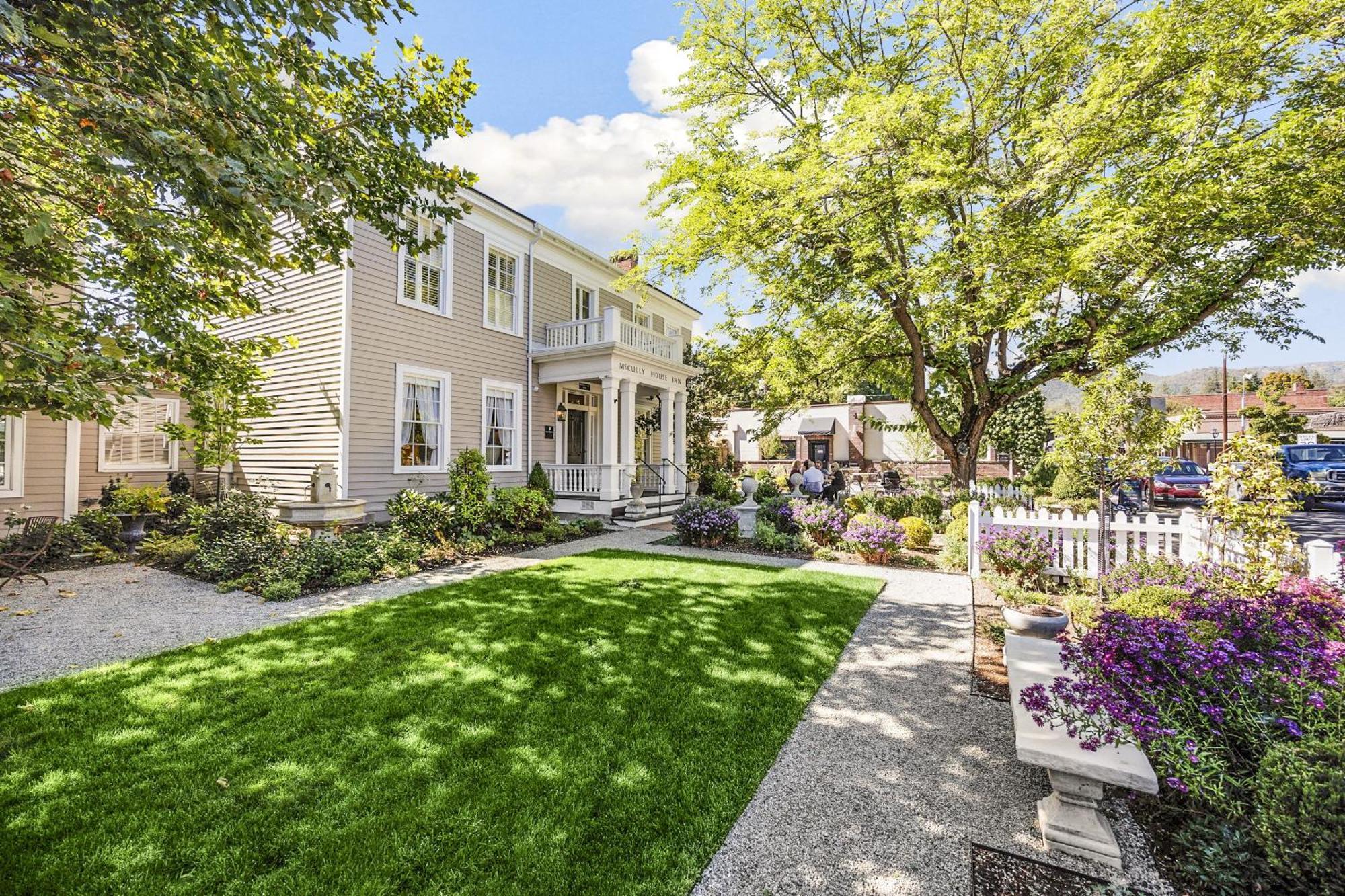 Mccully House Inn Джаксънвил Екстериор снимка